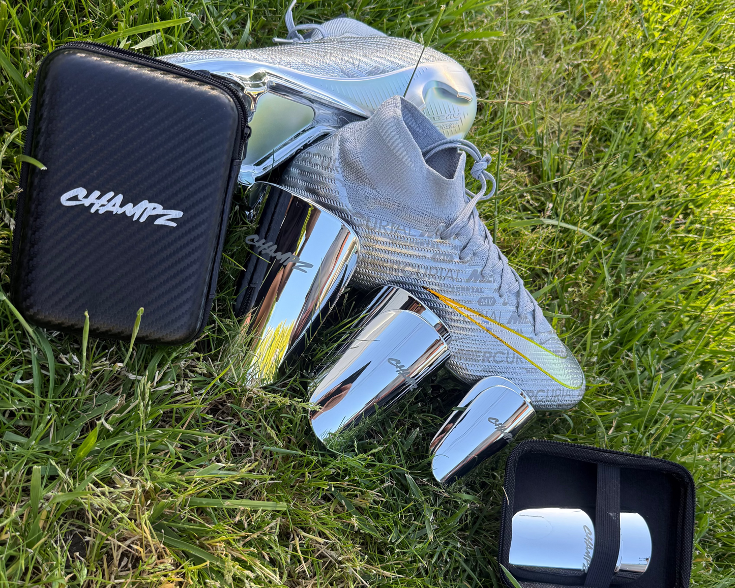 SILVER SHIN GUARDS